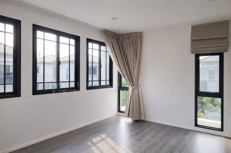 The Sonne Srinakarin-Bangna, Bangkok, Soi Chumchon Mahat Thai 3, Bangna-Trad Road, Dok Mai, Prawet, Bangkok, 4 Bedrooms, 245 sqm, Single Detached House For Sale, by Forty-Six Real Estate Group, 500178559 - DDproperty.com