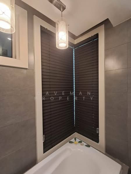 Manhattan Chidlom, Bangkok, 1032 Phetchaburi 32 Alley, Makkasan, Ratchathewi, Bangkok, 1 Bedroom, 59 sqm, Condo For Rent, by caveman property, 500178563 - DDproperty.com