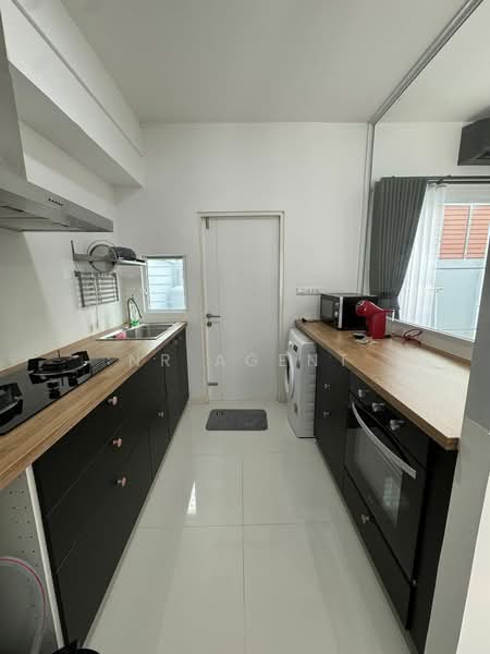 For Rent - Indy 4 Bangna km.7, Samut Prakan