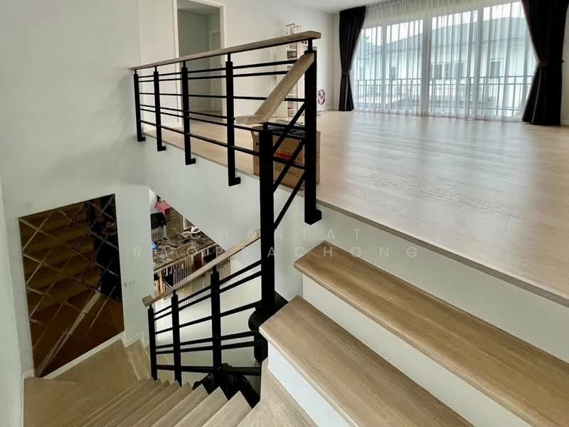 The Pana Petchkasem-Sai 3, Bangkok, Nakhon Lung Road, Bang Phai, Bang Khae, Bangkok, 4 Bedrooms, 300 sqm, Single Detached House For Sale, by Chantat Raoprachong, 500178581 - DDproperty.com