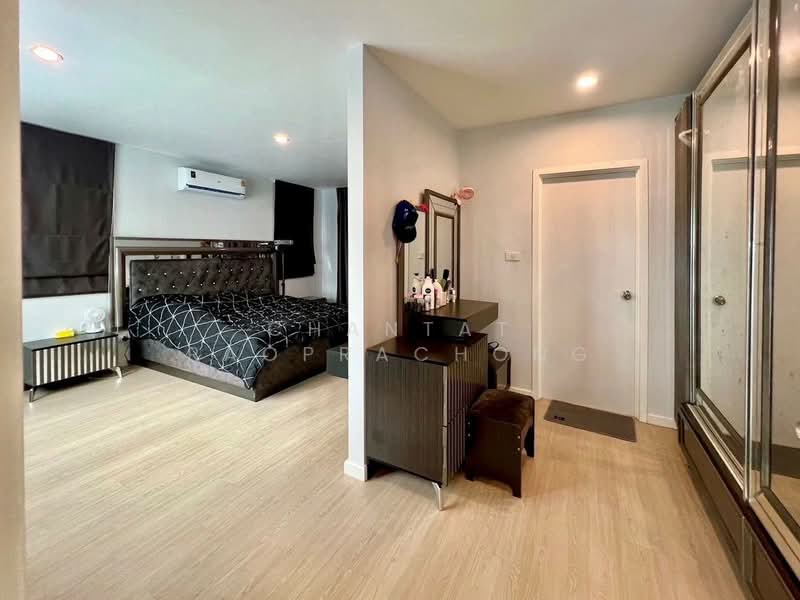 The Pana Petchkasem-Sai 3, Bangkok, Nakhon Lung Road, Bang Phai, Bang Khae, Bangkok, 4 Bedrooms, 300 sqm, Single Detached House For Sale, by Chantat Raoprachong, 500178581 - DDproperty.com