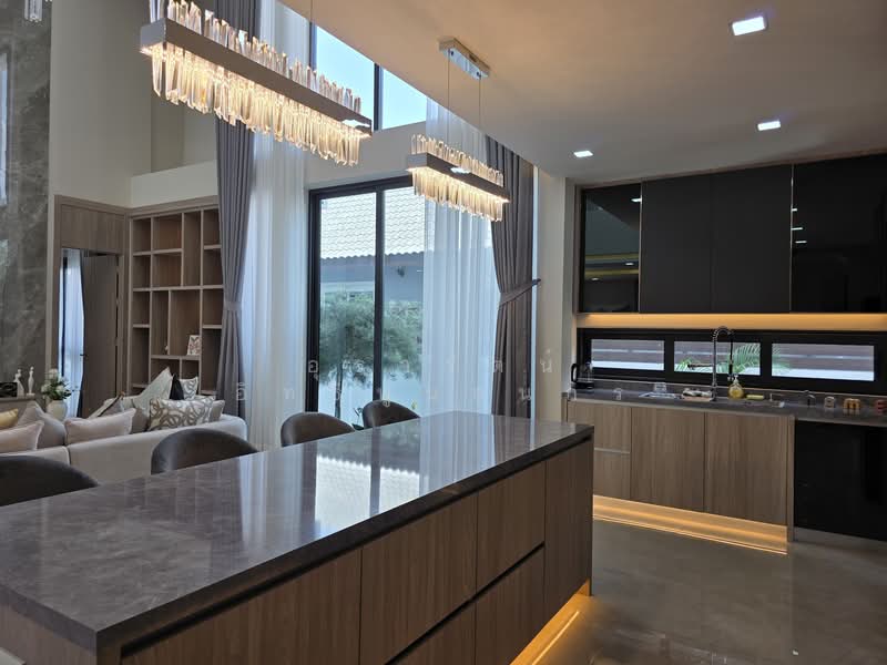 Soi siam country club, Chon Buri (Pattaya), Bang Lamung, Bang Lamung (Pattaya), Chon Buri (Pattaya), 5 Bedrooms, 330 sqm, Single Detached House For Sale, by อุรารัตน์ อิทธิพูนธนกร, 500178617 - DDproperty.com