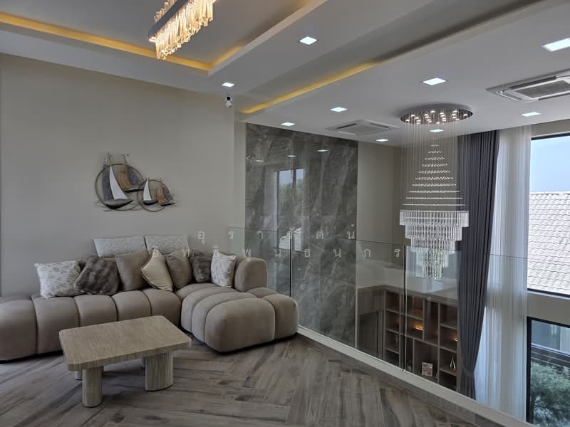 Soi siam country club, Chon Buri (Pattaya), Bang Lamung, Bang Lamung (Pattaya), Chon Buri (Pattaya), 5 Bedrooms, 330 sqm, Single Detached House For Sale, by อุรารัตน์ อิทธิพูนธนกร, 500178617 - DDproperty.com