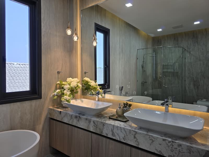 ขายพูลวิลล่า 2 ชั้น ซอย สยามคันทรีคลับ พัทยา, ชลบุรี, บางละมุง, บางละมุง, ชลบุรี, 330 ตร.ม., บ้านเดี่ยว ขาย, โดย อุรารัตน์ อิทธิพูนธนกร, 500178617 - DDproperty.com