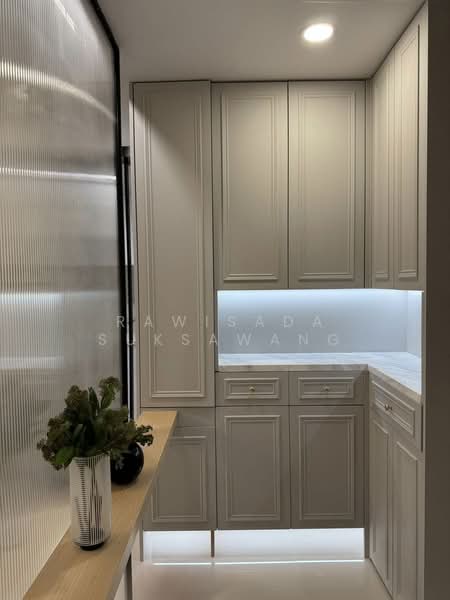 Supalai Oriental Sukhumvit 39, Bangkok, Soi Sukhumvit 39, Khlong Tan Nua, Watthana, Bangkok, 3 Bedrooms, 140 sqm, Condo For Rent, by RAWISADA SUKSAWANG, 500178638 - DDproperty.com