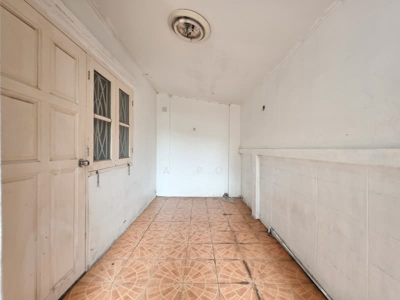 K.C. LAKEVIEW, Bangkok, Saphan Sung, Saphan Sung, Bangkok, 4 Bedrooms, 200 sqm, Single Detached House For Sale, by Janjira Polmusik, 500178655 - DDproperty.com