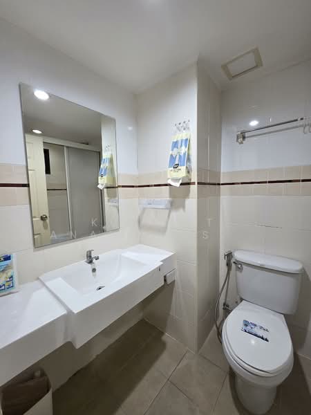 Lumpini Place Phahol-Saphankhwai, Bangkok, 171 Pradipat Road, Samsen Nai, Phaya Thai, Bangkok, 1 Bedroom, 40 sqm, Condo For Sale, by Kulanat Ananvutisombat, 500178657 - DDproperty.com