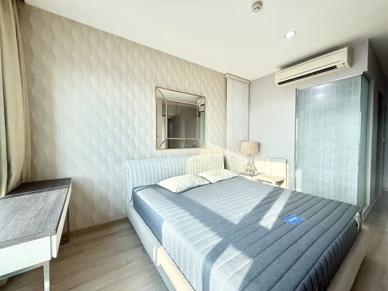 Life Ratchadapisek, Bangkok, 279 Ratchadapisaek Road, Huai Khwang, Huai Khwang, Bangkok, 2 Bedrooms, 65 sqm, Condo For Rent, by Kornkanock Kanockpradit, 500178659 - DDproperty.com