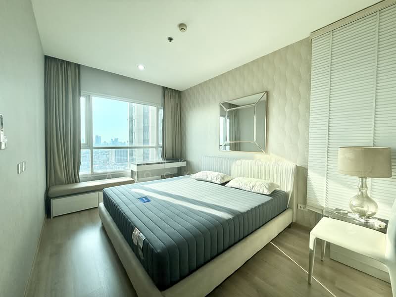 Life Ratchadapisek, Bangkok, 279 Ratchadapisaek Road, Huai Khwang, Huai Khwang, Bangkok, 2 Bedrooms, 65 sqm, Condo For Rent, by Kornkanock Kanockpradit, 500178659 - DDproperty.com