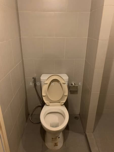 Chewathai Phetkasem 27, Bangkok, 27 Phet Kasem 27 Road, Bang Wa, Phasi Charoen, Bangkok, 1 Bedroom, 26 sqm, Condo For Rent, by Agentbkk, 500178672 - DDproperty.com