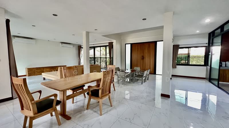 Moobaan Tararom Huamark, Bangkok, Tararom Huamark Soi 1, Phlapphla, Wang Thonglang, Bangkok, 5 Bedrooms, 800 sqm, Single Detached House For Rent, by NTG Property House Co.,Ltd., 500178691 - DDproperty.com