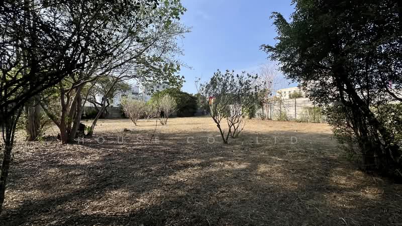 Moobaan Tararom Huamark, Bangkok, Tararom Huamark Soi 1, Phlapphla, Wang Thonglang, Bangkok, 5 Bedrooms, 800 sqm, Single Detached House For Rent, by NTG Property House Co.,Ltd., 500178691 - DDproperty.com