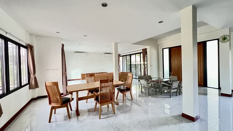 Moobaan Tararom Huamark, Bangkok, Tararom Huamark Soi 1, Phlapphla, Wang Thonglang, Bangkok, 5 Bedrooms, 800 sqm, Single Detached House For Rent, by NTG Property House Co.,Ltd., 500178691 - DDproperty.com