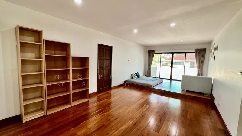 Moobaan Tararom Huamark, Bangkok, Tararom Huamark Soi 1, Phlapphla, Wang Thonglang, Bangkok, 5 Bedrooms, 800 sqm, Single Detached House For Rent, by NTG Property House Co.,Ltd., 500178691 - DDproperty.com