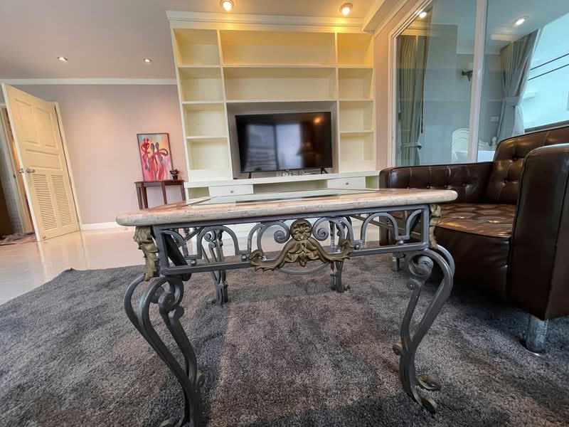 Supalai Place Sukhumvit 39, Bangkok, 175-179 Soi Sukhumvit 39 Sukhumvit Road, Khlong Tan Nua, Watthana, Bangkok, 2 Bedrooms, 142 sqm, Condo For Sale, by มาลี สุธน, 500178727 - DDproperty.com