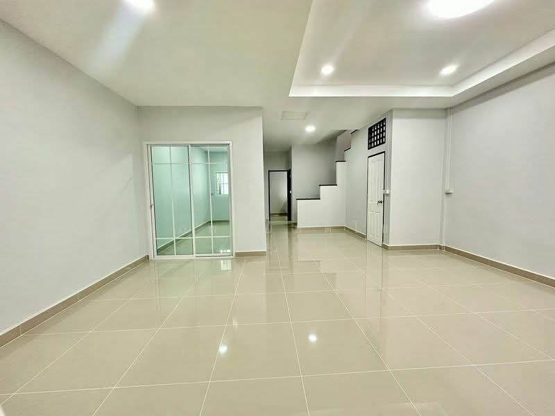 หมู่บ้านอุบลชาติ 2, Nonthaburi, Bang Rak Noi, Muang Nonthaburi, Nonthaburi, 3 Bedrooms, 113 sqm, Townhouse For Sale, by สรภพ ยอดไชย (สีฝุ่น), 500178728 - DDproperty.com