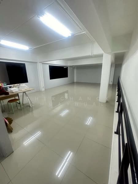 ให้เช่าออฟฟิศพร้อมคลังสินค้า ติดสนามบินสุวรรณภูมิ 1,000 ตร.ม., สมุทรปราการ, ราชาเทวะ, บางพลี, สมุทรปราการ, 1,000 ตร.ม., โกดัง-โรงงาน ให้เช่า, โดย Chekchanok Chuaynual, 500178736 - DDproperty.com