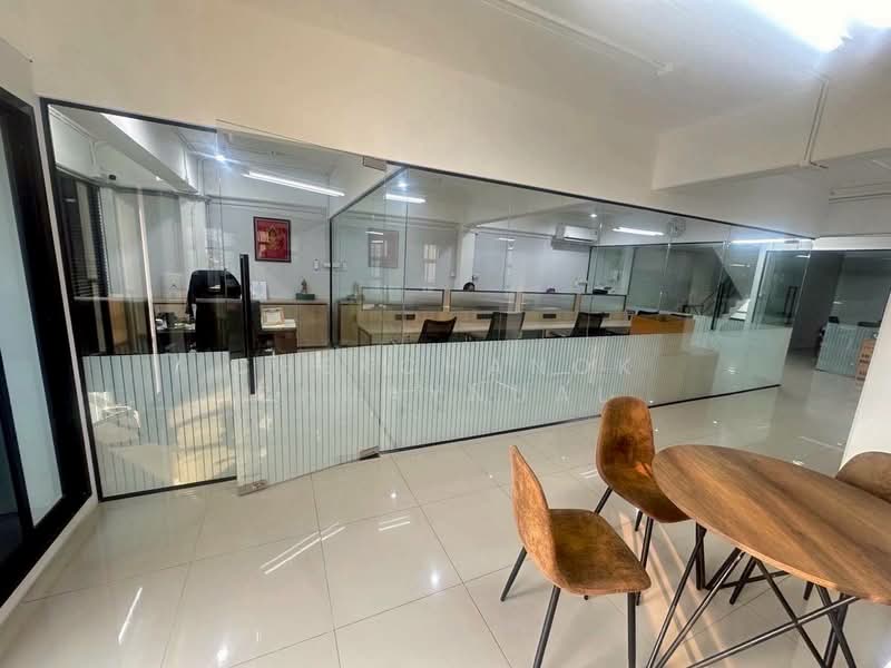 ให้เช่าออฟฟิศพร้อมคลังสินค้า ติดสนามบินสุวรรณภูมิ 1,000 ตร.ม., Samut Prakan, Rachathewa, Bang Plee, Samut Prakan, , 1,000 sqm, Warehouse/Factory For Rent, by Chekchanok Chuaynual, 500178736 - DDproperty.com