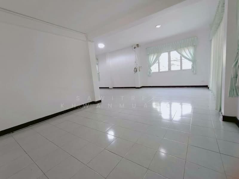 Flora Ville Park City Suwinthawong : ฟลอร่าวิลล์ พาร์ค ซิตี้ สุวินทวงศ์, กรุงเทพ, ถนนสุวินทวงศ์, ลำผักชี, หนองจอก, กรุงเทพ, 250 ตร.ม., บ้านเดี่ยว ขาย, โดย Sawitree Khwanmuang, 500178738 - DDproperty.com