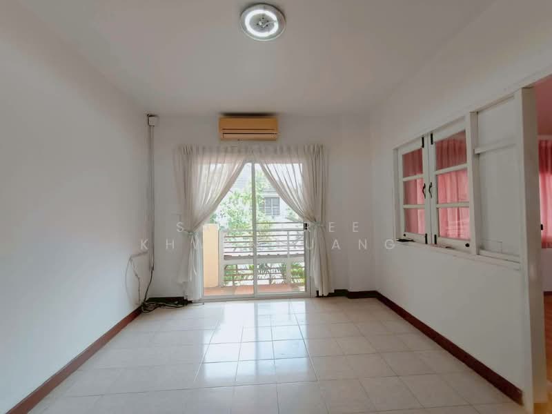 Flora Ville Park City Suwinthawong, Bangkok, Suwinthawong Road, Lam Phak Chi, Nong Chok, Bangkok, 5 Bedrooms, 250 sqm, Single Detached House For Sale, by Sawitree Khwanmuang, 500178738 - DDproperty.com