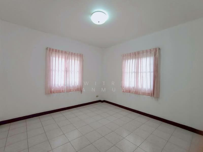 Flora Ville Park City Suwinthawong, Bangkok, Suwinthawong Road, Lam Phak Chi, Nong Chok, Bangkok, 5 Bedrooms, 250 sqm, Single Detached House For Sale, by Sawitree Khwanmuang, 500178738 - DDproperty.com