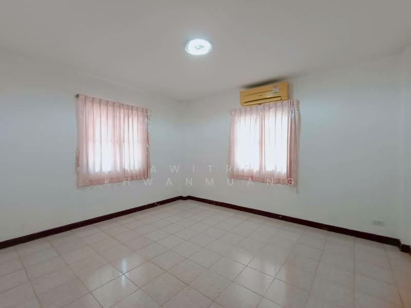 Flora Ville Park City Suwinthawong, Bangkok, Suwinthawong Road, Lam Phak Chi, Nong Chok, Bangkok, 5 Bedrooms, 250 sqm, Single Detached House For Sale, by Sawitree Khwanmuang, 500178738 - DDproperty.com