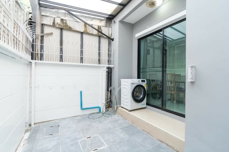 Baan Klang Muang Rama 9-Ramkhmahaeng, Bangkok, Soi Ramkhamhaeng 39, Phlapphla, Wang Thonglang, Bangkok, 3 Bedrooms, 149 sqm, Townhouse For Rent, by ปรินทร์ญาดา ชิณโชติ, 500178749 - DDproperty.com