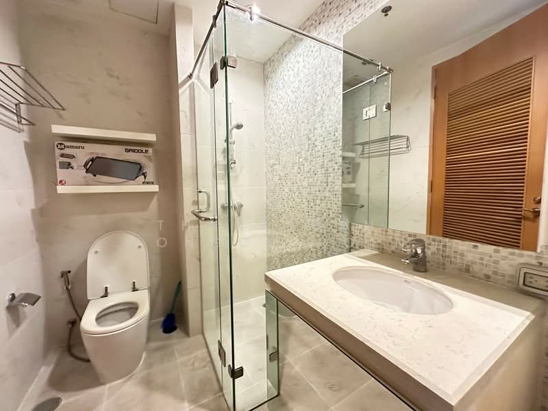 The Royal Saladaeng, Bangkok, 79 Saladaeng Road, Silom, Bang Rak, Bangkok, 3 Bedrooms, 145 sqm, Condo For Rent, by Thanaporn Wongcharoen, 500178750 - DDproperty.com