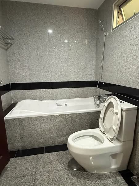 Grand Langsuan, Bangkok, Soi Lang Suan ,Ploenchit Road, Lumphini, Pathum Wan, Bangkok, 3 Bedrooms, 150 sqm, Condo For Rent, by Virin W., 500178754 - DDproperty.com