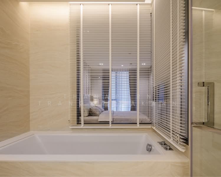 The Strand Thonglor, Bangkok, 36 Soi Sukhumvit 55, Khlong Tan Nua, Watthana, Bangkok, 2 Bedrooms, 95 sqm, Condo For Rent, by Thanaporn Trangkatrakarn, 500178763 - DDproperty.com