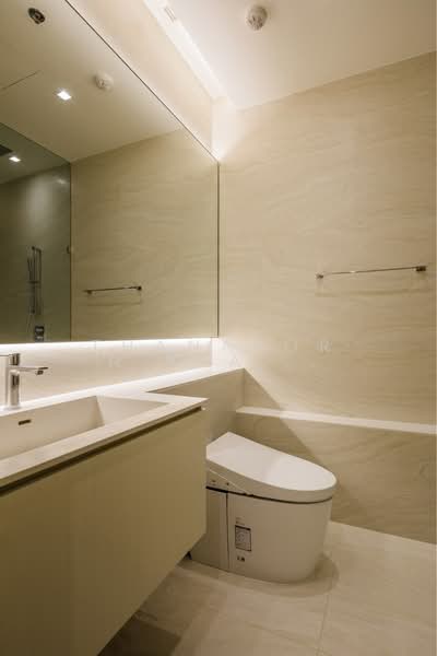 The Strand Thonglor, Bangkok, 36 Soi Sukhumvit 55, Khlong Tan Nua, Watthana, Bangkok, 2 Bedrooms, 95 sqm, Condo For Rent, by Thanaporn Trangkatrakarn, 500178763 - DDproperty.com