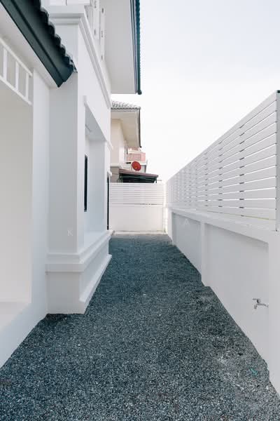 Jirakarn Bangbuathong, Nonthaburi, Sai Noi, Sai Noi, Nonthaburi, 4 Bedrooms, 300 sqm, Single Detached House For Sale, by Natasa Kanjanahattakij, 500178773 - DDproperty.com