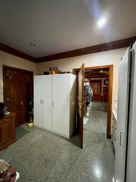 Sasithorn Bangbon 3, Bangkok, Nong Kham, Nong Khaem, Bangkok, 6 Bedrooms, 400 sqm, Single Detached House For Sale, by Natasa Kanjanahattakij, 500178776 - DDproperty.com