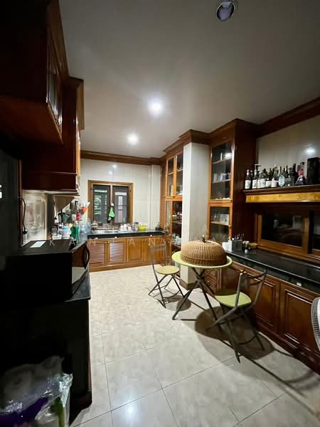 Sasithorn Bangbon 3, Bangkok, Nong Kham, Nong Khaem, Bangkok, 6 Bedrooms, 400 sqm, Single Detached House For Sale, by Natasa Kanjanahattakij, 500178776 - DDproperty.com