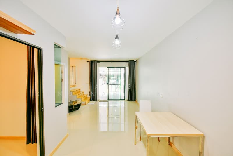 J Grand Sathorn-Kalapapruek : เจ แกรนด์ สาทร-กัลปพฤกษ์, กรุงเทพ, ถนนกัลปพฤกษ์, บางแค, บางแค, กรุงเทพ, 139 ตร.ม., ทาวน์เฮ้าส์ ขาย, โดย Natasa Kanjanahattakij, 500178780 - DDproperty.com