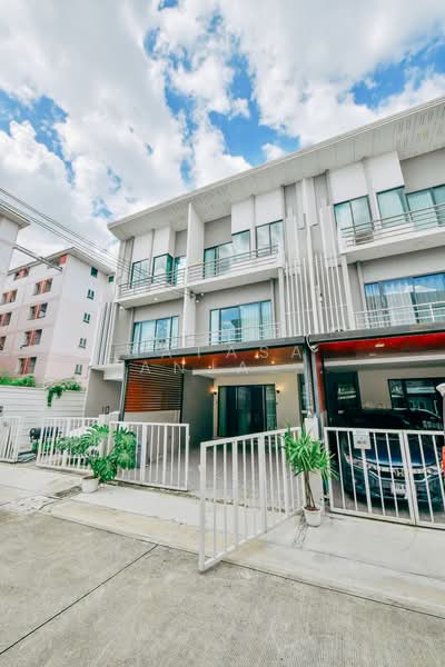 J Grand Sathorn-Kalapapruek : เจ แกรนด์ สาทร-กัลปพฤกษ์, กรุงเทพ, ถนนกัลปพฤกษ์, บางแค, บางแค, กรุงเทพ, 139 ตร.ม., ทาวน์เฮ้าส์ ขาย, โดย Natasa Kanjanahattakij, 500178780 - DDproperty.com