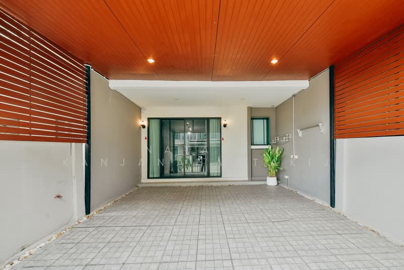 J Grand Sathorn-Kalapapruek, Bangkok, Kanlapaphruek Road, Bang Khae, Bang Khae, Bangkok, 4 Bedrooms, 139 sqm, Townhouse For Sale, by Natasa Kanjanahattakij, 500178780 - DDproperty.com