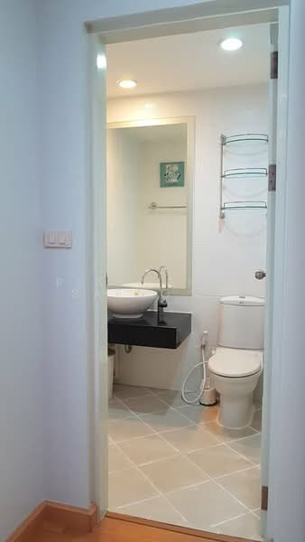 St Louis Grand Terrace : เซ็นต์ห ลุยส์ แกรนด์ เทอเรส, กรุงเทพ, ซอย สาทร 11 S Sathon Rd, ยานนาวา, สาทร, กรุงเทพ, 53 ตร.ม., คอนโด ให้เช่า, โดย Piangphet Saengtuangkit, 500178784 - DDproperty.com