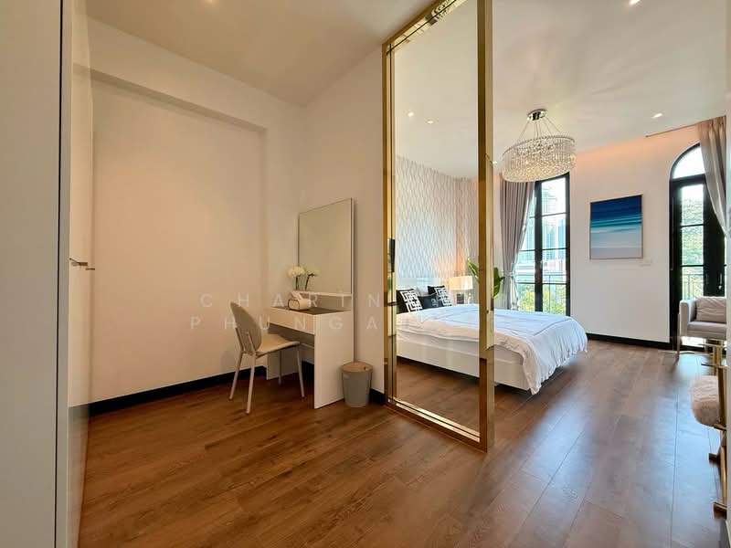 Luxurious 3-story luxury detached house in Sukhumvit Soi 67., Bangkok, สุขุมวิท 67, Phra Kanong Nua, Watthana, Bangkok, 4 Bedrooms, 200 sqm, Single Detached House For Rent, by Charinthip Phungalong, 500178804 - DDproperty.com