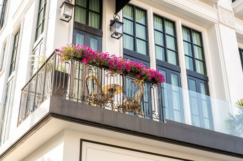 Luxurious 3-story luxury detached house in Sukhumvit Soi 67., Bangkok, สุขุมวิท 67, Phra Kanong Nua, Watthana, Bangkok, 4 Bedrooms, 200 sqm, Single Detached House For Rent, by Charinthip Phungalong, 500178804 - DDproperty.com