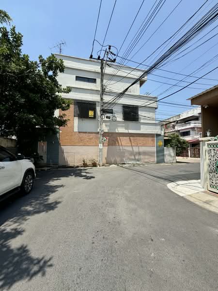 หมู่บ้านเกษมสันต์ 1 ลาดพร้าว 71, กรุงเทพ, สังคมสงเคราะห์, ลาดพร้าว, กรุงเทพ, 200 ตร.ม., ทาวน์เฮ้าส์ ขาย, โดย Faye, 500178806 - DDproperty.com