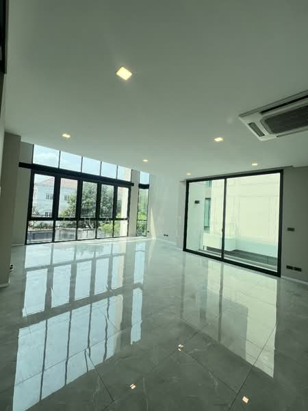 ขาย/ให้เช่า โฮมออฟฟิศ 3.5 ชั้น at MYST Onnut-Srinakarin, กรุงเทพ, อ่อนนุช 64, สวนหลวง, สวนหลวง, กรุงเทพ, 400 ตร.ม., ทาวน์เฮ้าส์ ให้เช่า, โดย Charinthip Phungalong, 500178808 - DDproperty.com