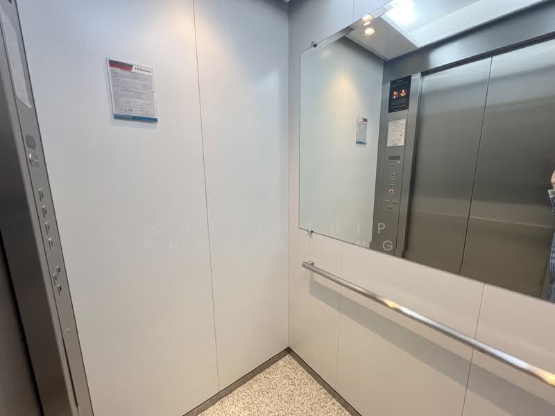 For sale/rent: 3.5-story home office at MYST Onnut-Srinakarin., Bangkok, อ่อนนุช 64, Suan Luang, Suan Luang, Bangkok, 4 Bedrooms, 400 sqm, Townhouse For Rent, by Charinthip Phungalong, 500178808 - DDproperty.com