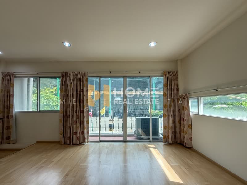 Noble Cube Pattanakarn, Bangkok, Phatthanakan Road, Suan Luang, Suan Luang, Bangkok, 3 Bedrooms, 185 sqm, Townhouse For Sale, by HOME Real Estate Service, 500178815 - DDproperty.com