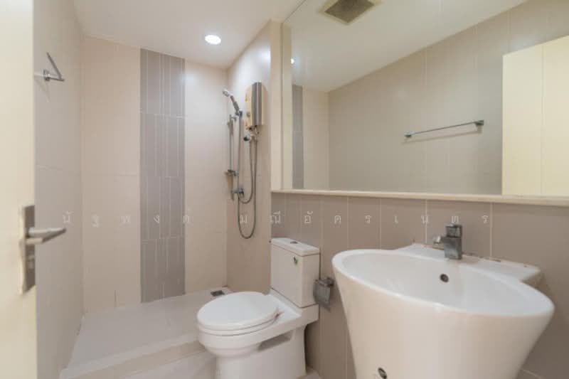 Baan Klang Muang Rama 9-Ramkhmahaeng, Bangkok, Soi Ramkhamhaeng 39, Phlapphla, Wang Thonglang, Bangkok, 3 Bedrooms, 150 sqm, Townhouse For Rent, by นัฐพงค์ มณีอัครเนตร, 500178818 - DDproperty.com