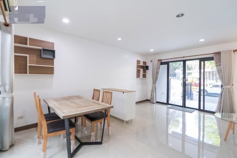 Baan Klang Muang Rama 9-Ramkhmahaeng, Bangkok, Soi Ramkhamhaeng 39, Phlapphla, Wang Thonglang, Bangkok, 3 Bedrooms, 149 sqm, Townhouse For Rent, by Forty-Six Real Estate Group, 500178819 - DDproperty.com
