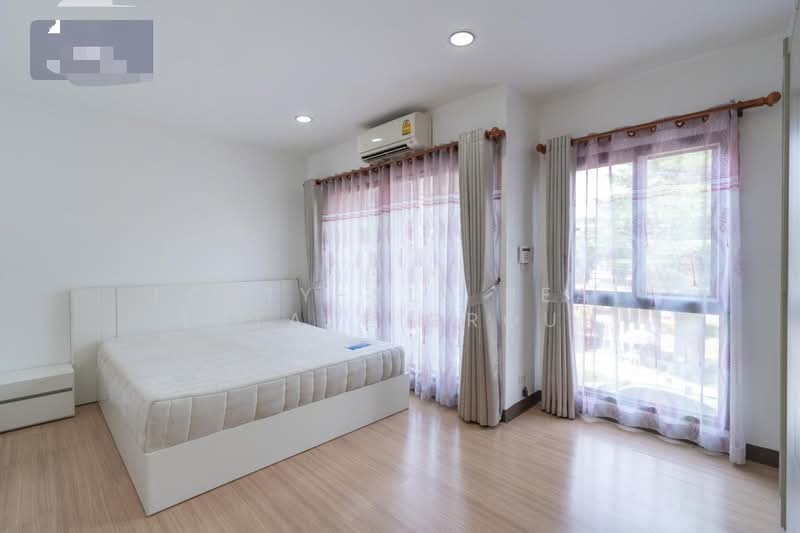Baan Klang Muang Rama 9-Ramkhmahaeng, Bangkok, Soi Ramkhamhaeng 39, Phlapphla, Wang Thonglang, Bangkok, 3 Bedrooms, 149 sqm, Townhouse For Rent, by Forty-Six Real Estate Group, 500178819 - DDproperty.com
