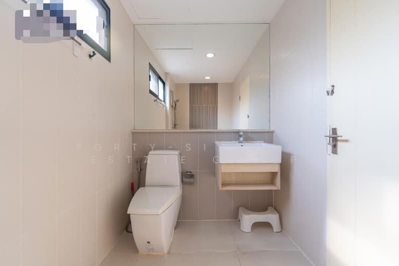 Baan Klang Muang Rama 9-Ramkhmahaeng, Bangkok, Soi Ramkhamhaeng 39, Phlapphla, Wang Thonglang, Bangkok, 3 Bedrooms, 149 sqm, Townhouse For Rent, by Forty-Six Real Estate Group, 500178819 - DDproperty.com