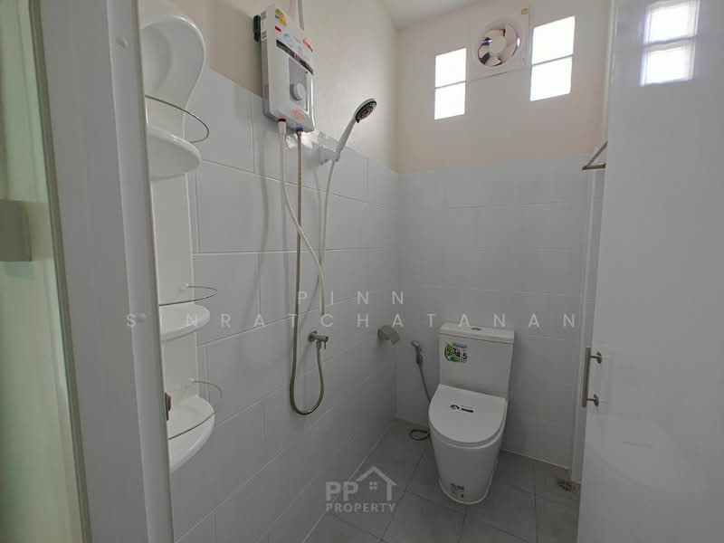 Soi Thoet Rachan 41, Bangkok, เลียบคูนายกิมสาย 1, Si Khan, Don Mueang, Bangkok, 2 Bedrooms, 170 sqm, Townhouse For Sale, by Pinn Sinratchatanan, 500178829 - DDproperty.com