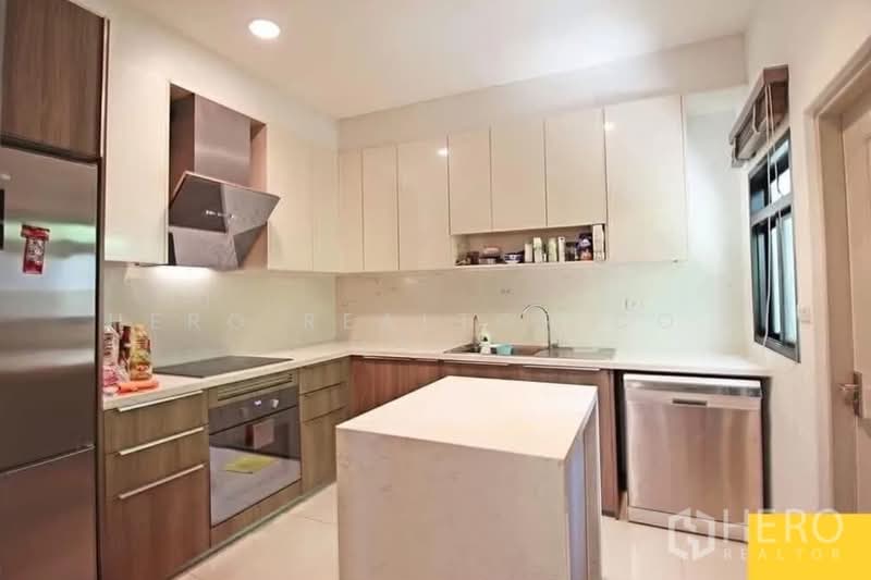 For rent 4 Bedroom Detached House in Bang Khae, Bang Khae, Bangkok hre00359, Bangkok, Bang Khae, Bang Khae, Bangkok, 4 Bedrooms, 348 sqm, Single Detached House For Rent, by Hero Realtor Co., Ltd., 500178865 - DDproperty.com